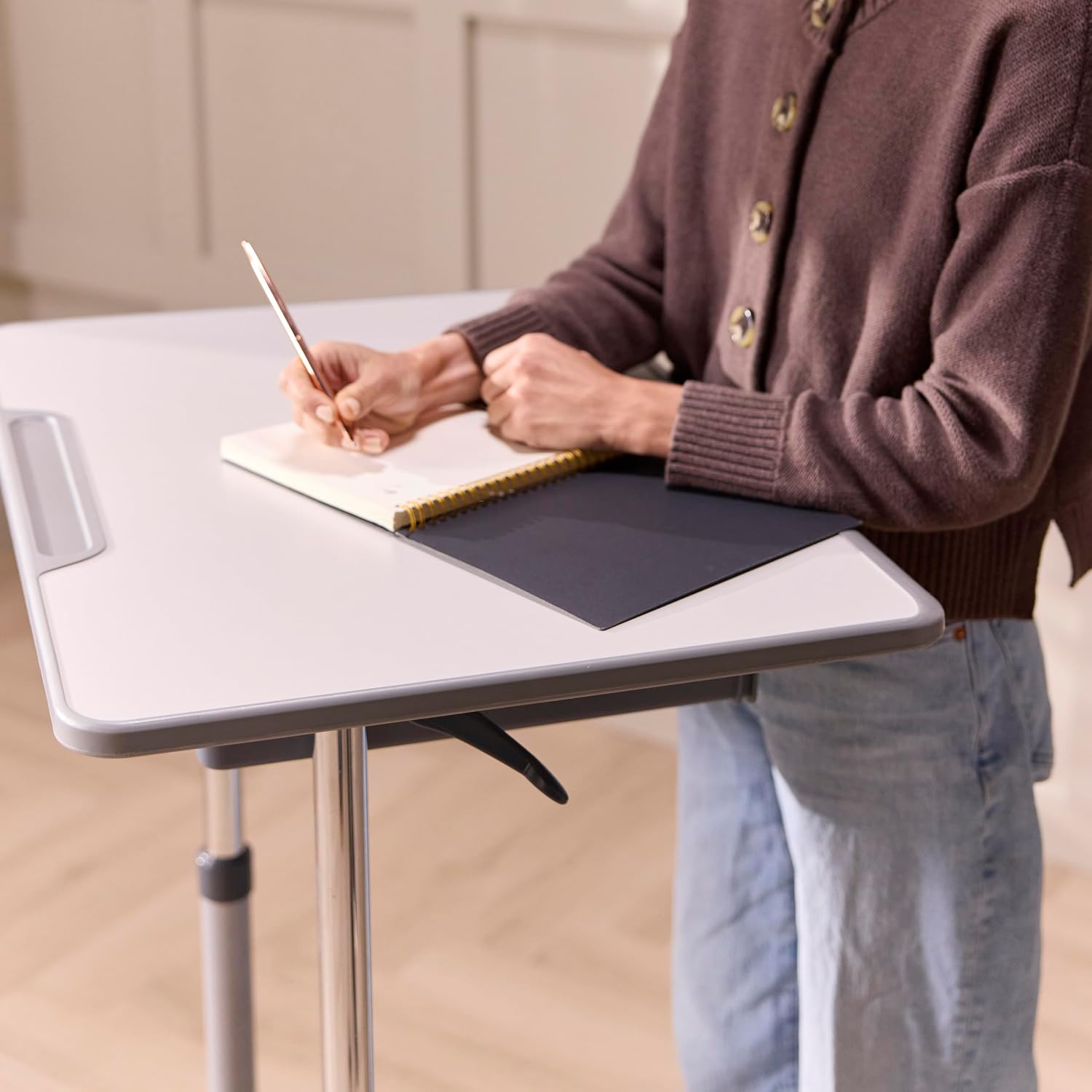 Mobile Adjustable Student Standing Desk, Portable Workstation, Grey