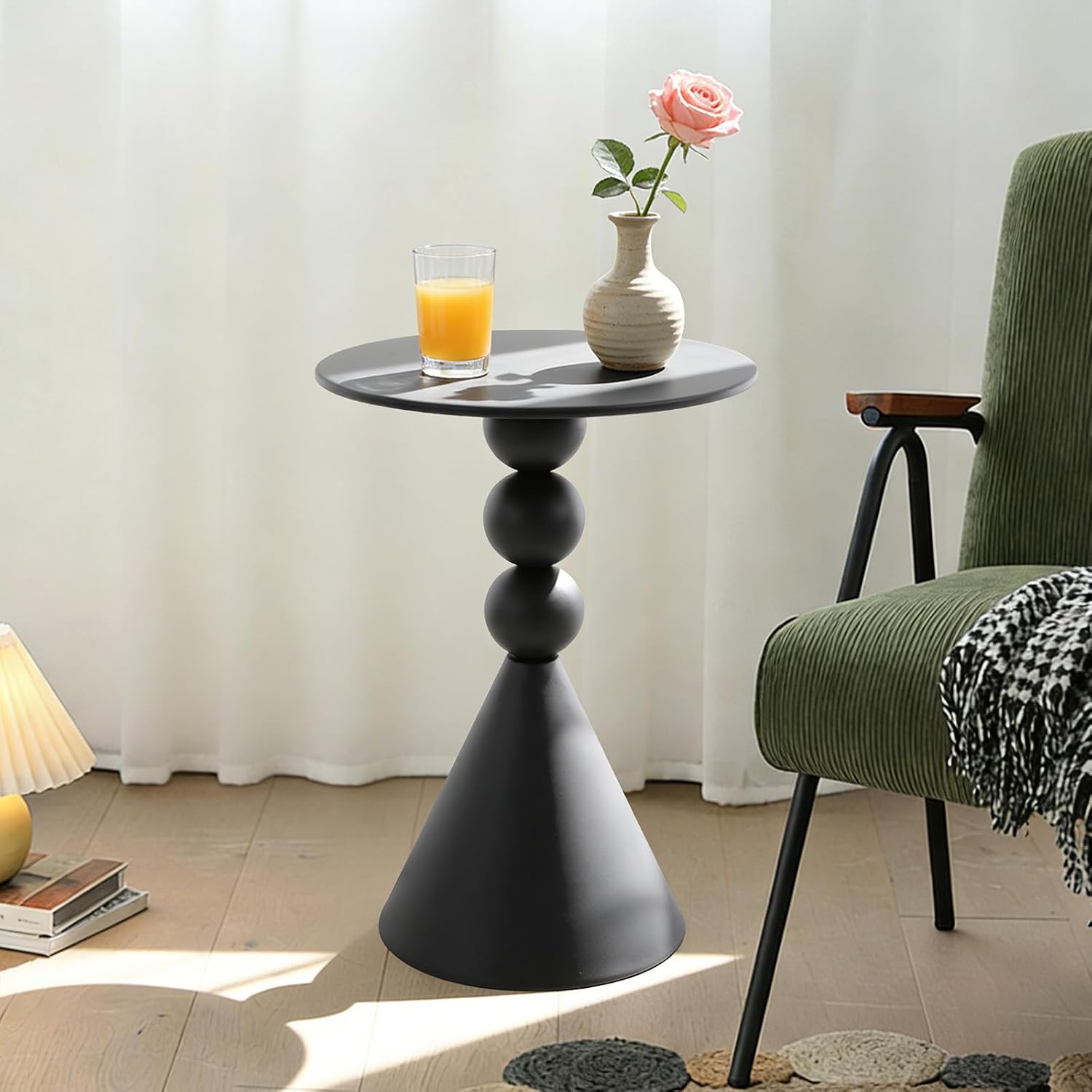 Modern Metal Side Table, Small Black/White End Table 15.7" Round Coffee Table TV Tray for Living Room Bedroom Office (Black)
