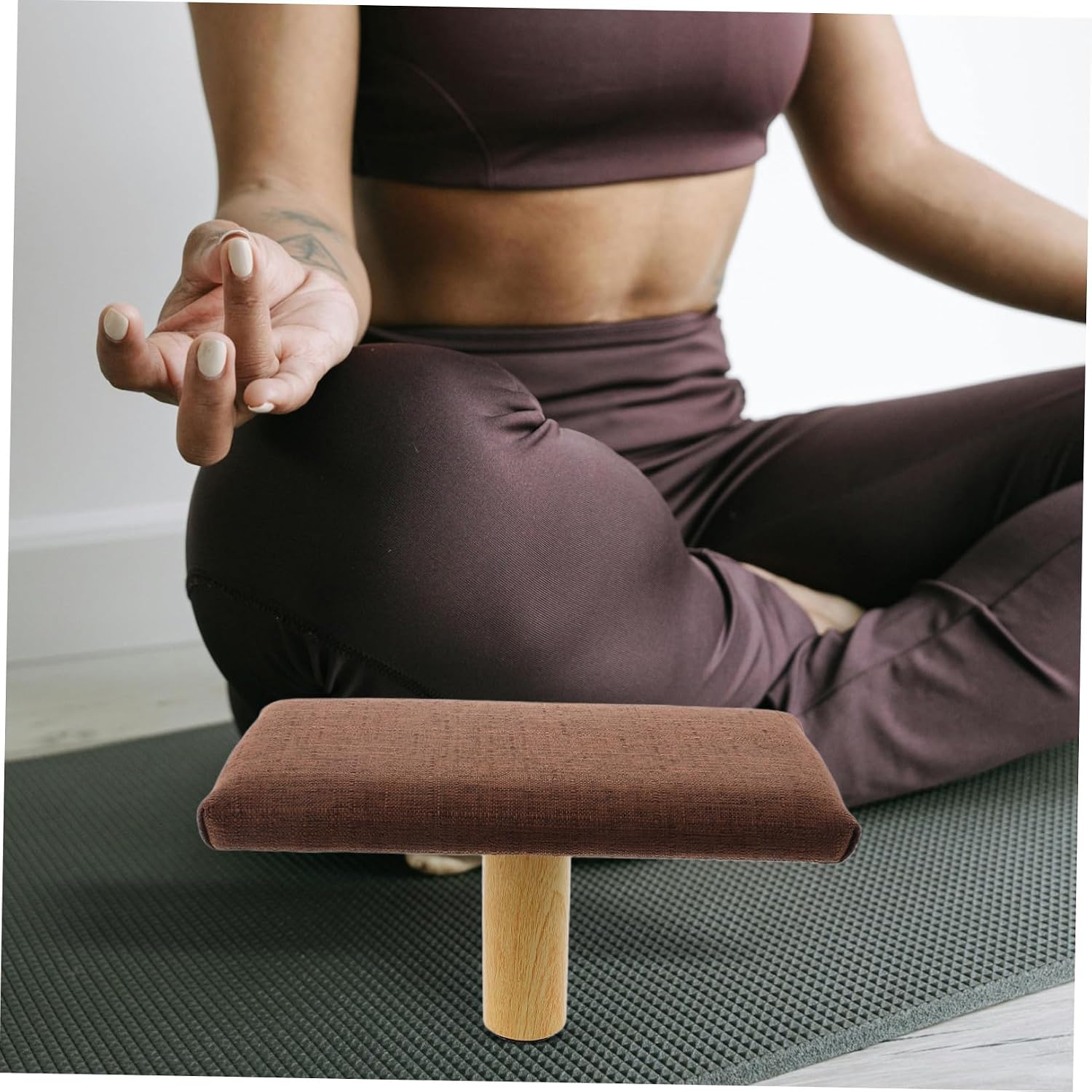Ergonomic Wooden Yoga Stool with Cotton Cloth Cushion, Stable Support Kneeling Bench for Office and Home Decor, Unique Aesthetic Design with Natural Elegance