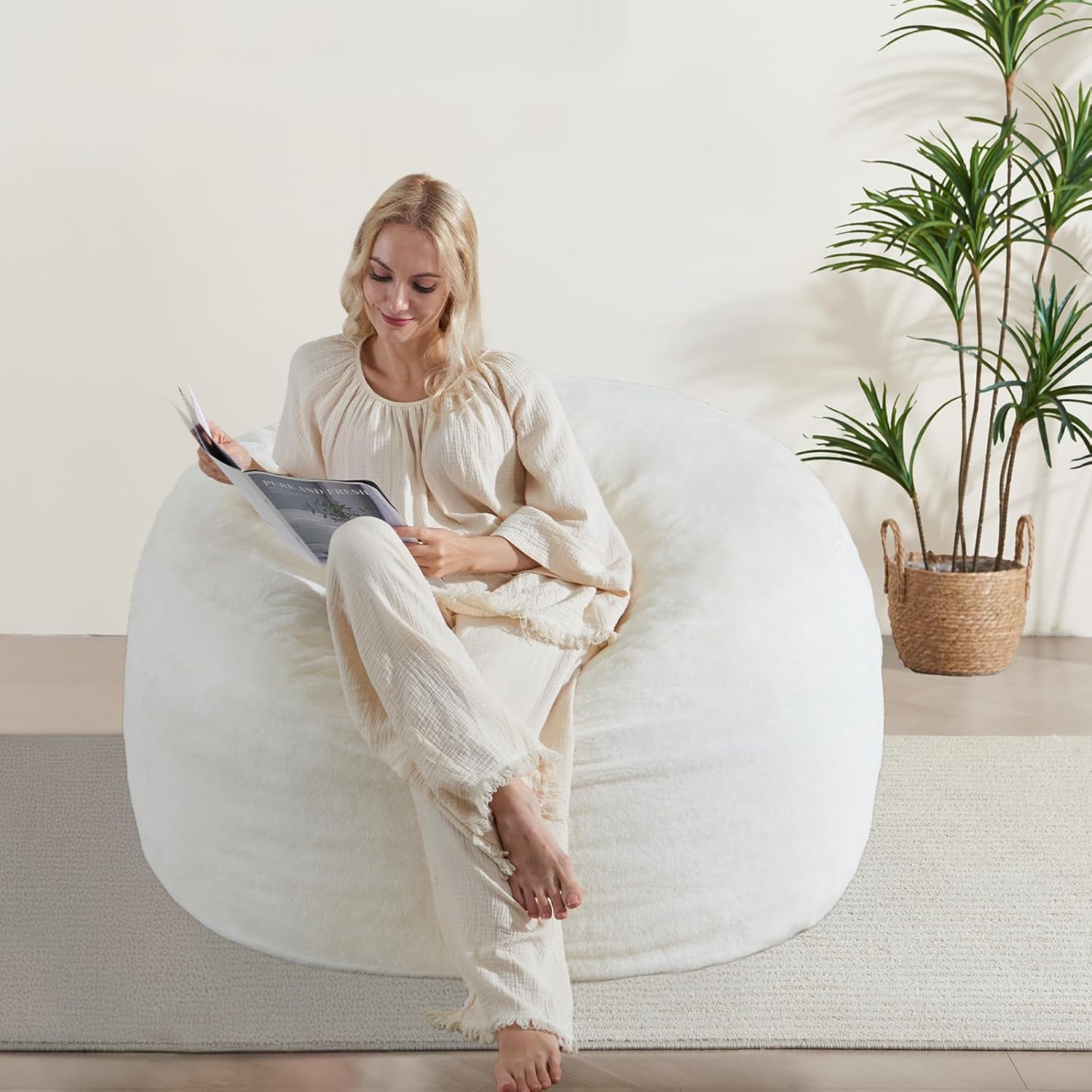 WSOFRLAC 3FT Bean Bag Chair, Comfy Bean Bag Chairs for Adults, Luxury Velvet Memory Foam Stuffed Beans Bags with Removable Cover, Adult Beanbag Chair with Filler for Living Room, Bedroom, Cream White