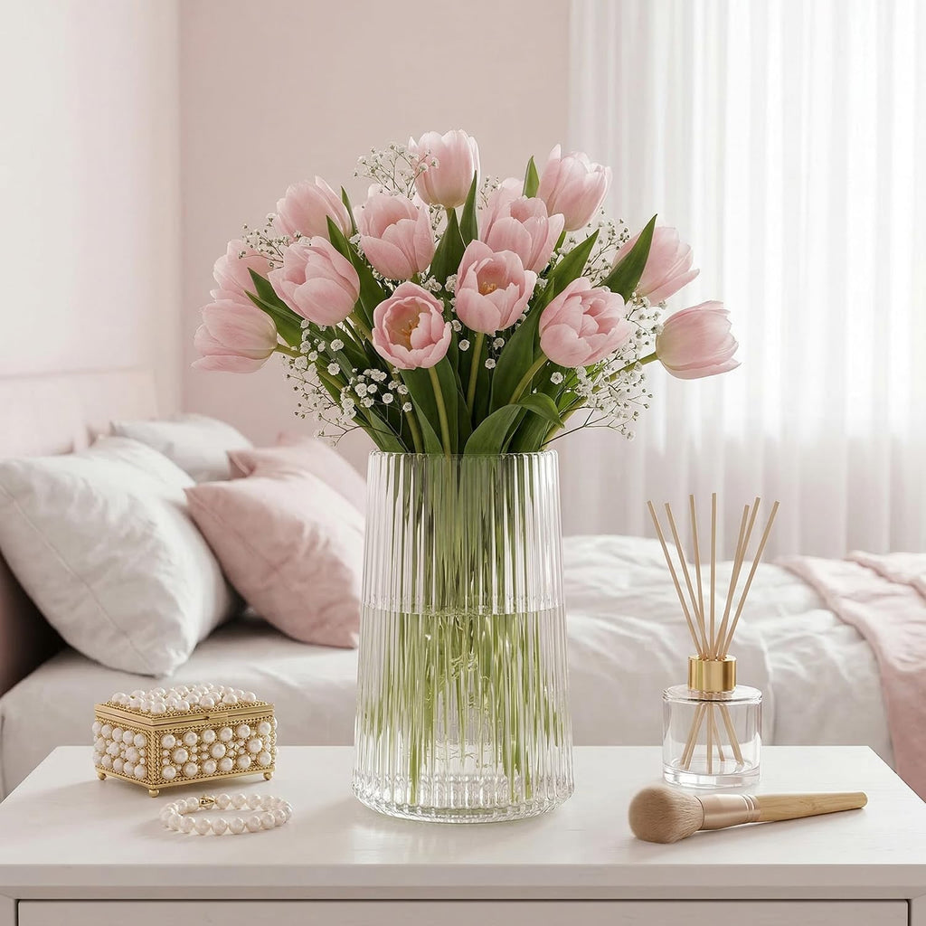 Clear Glass Vase for Flower, Flower Vase for Bouquet, Modern Glass Vases, Ribbed Vases for Living Room, Bedroom, Dining Table, Office, Wedding, Centerpieces, 8 Inches