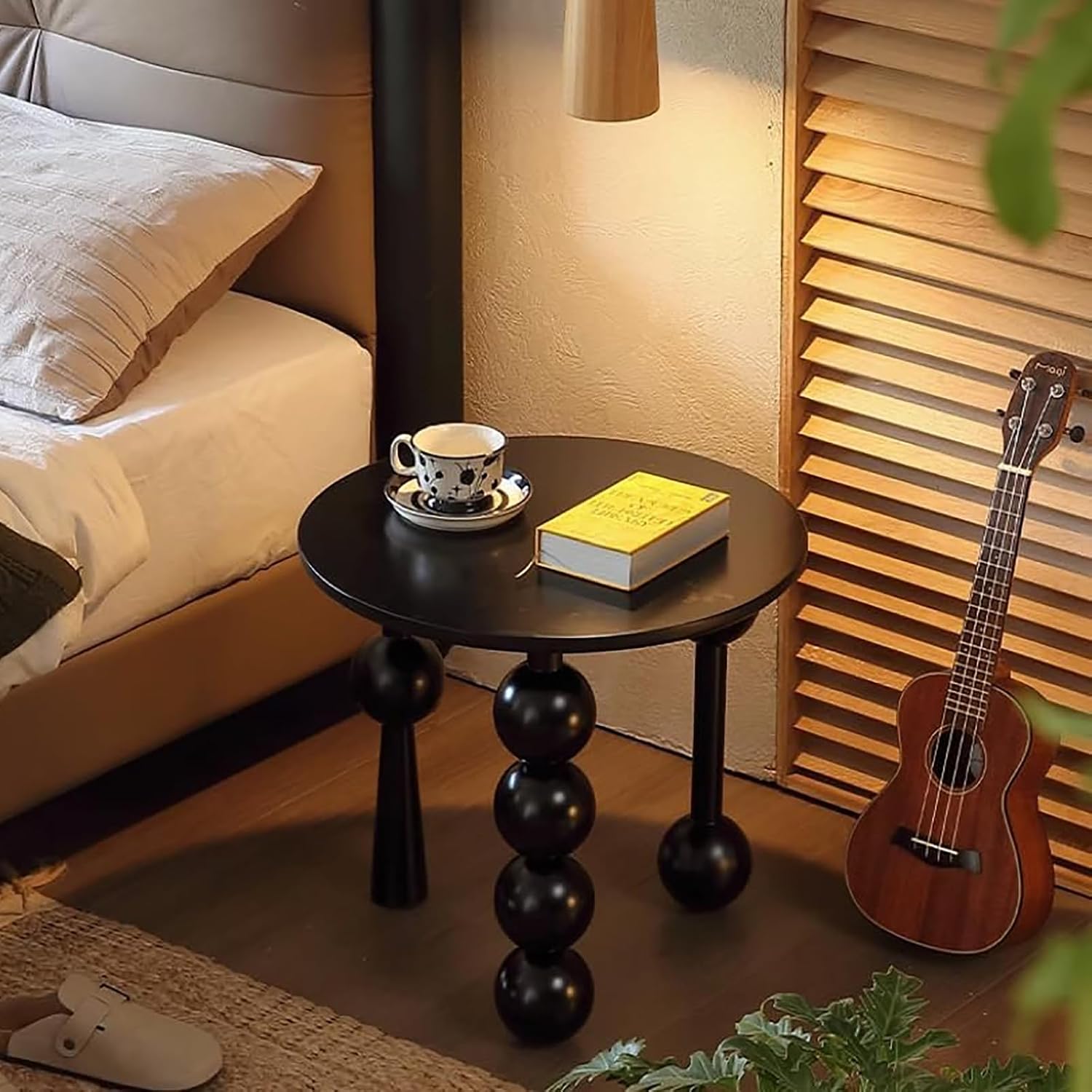 Vintage Solid Wood Side Table, Round Creative Sofa End Table with Unique Globe Legs,Multi-Functional Small Coffee Table Home Decor End Table for Living Room,Bedroom and Balcony