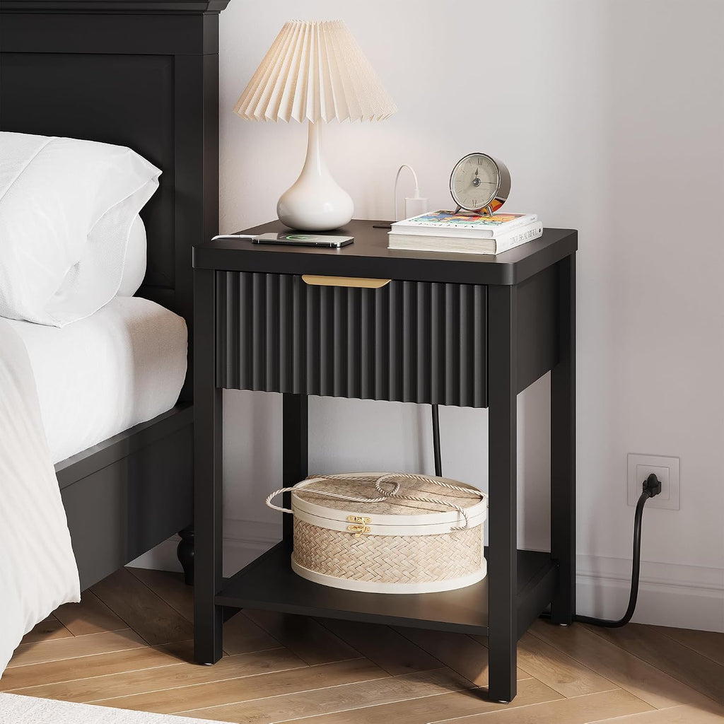 Fultyle Night Stand with Drawer, Mid Century Nightstand with Storage, Modern Fluted Bedside Table Bedroom Living Room for Small Space, Office, Black