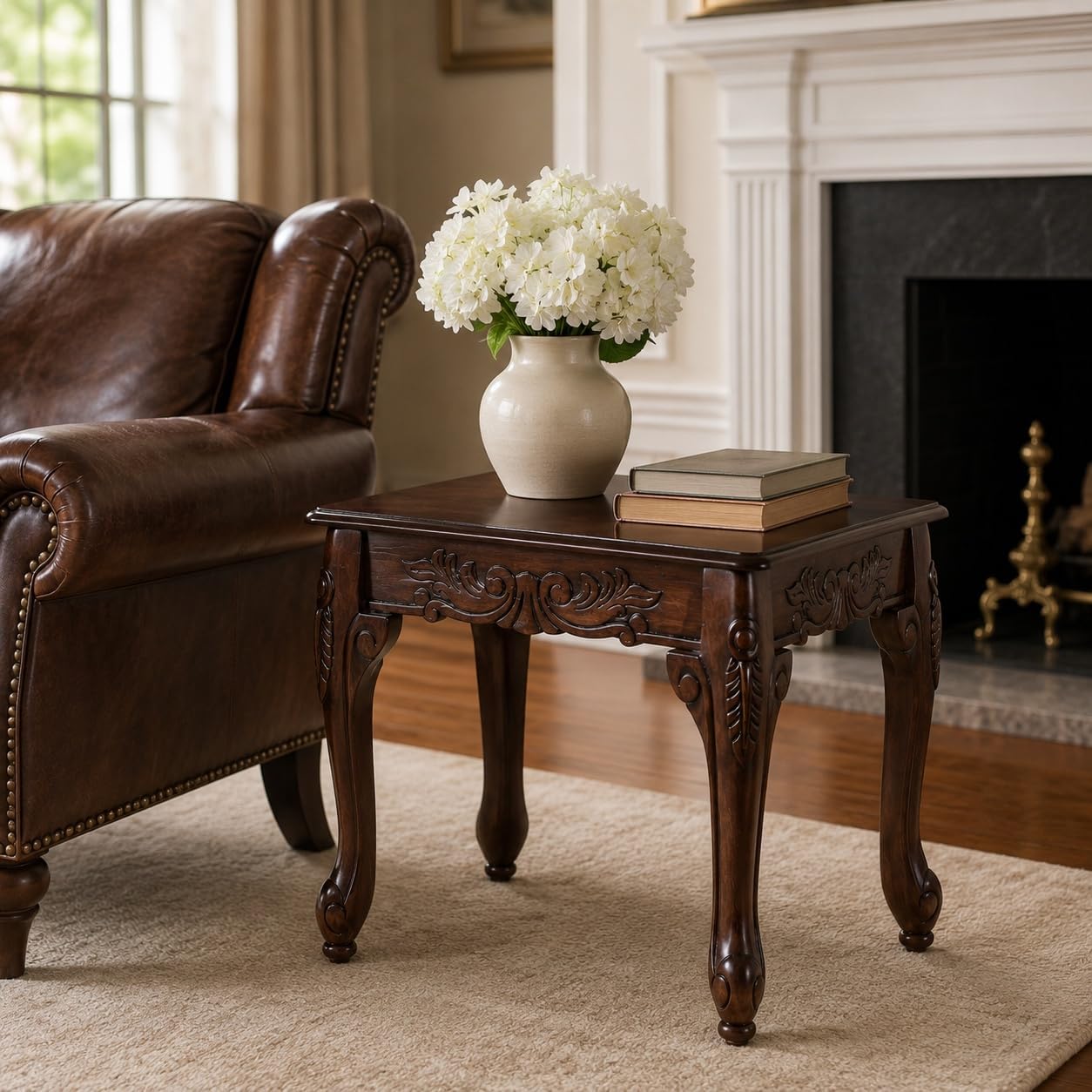 Traditional Dark Cherry Wood End Table with Claw Feet Ornate Vintage Side Table for Living Room Bedroom Sofa Side Accent Table Classic Furniture