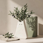Adorable White Cat Vase - Modern, Simple & Creative Ceramic Flower Vase, Perfect Unique Gift for Girls, Women, Mothers & Cat Lovers - Ideal for Home Decor