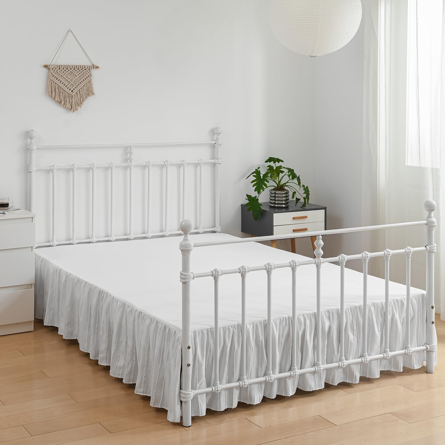 Striped Tufted Bed Skirt Queen Size, Ruffled Bed Skirts with Split Corners, Queen Bed Skirt 14 Inch Drop Dust Ruffle with Platform, White, 14'' Queen