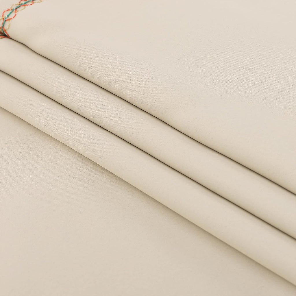 Bed Runner - 210 x 50 cm, Queen & Full Size, Beige Bed Throws Decorations for Bedroom, Hotel, Wedding Room