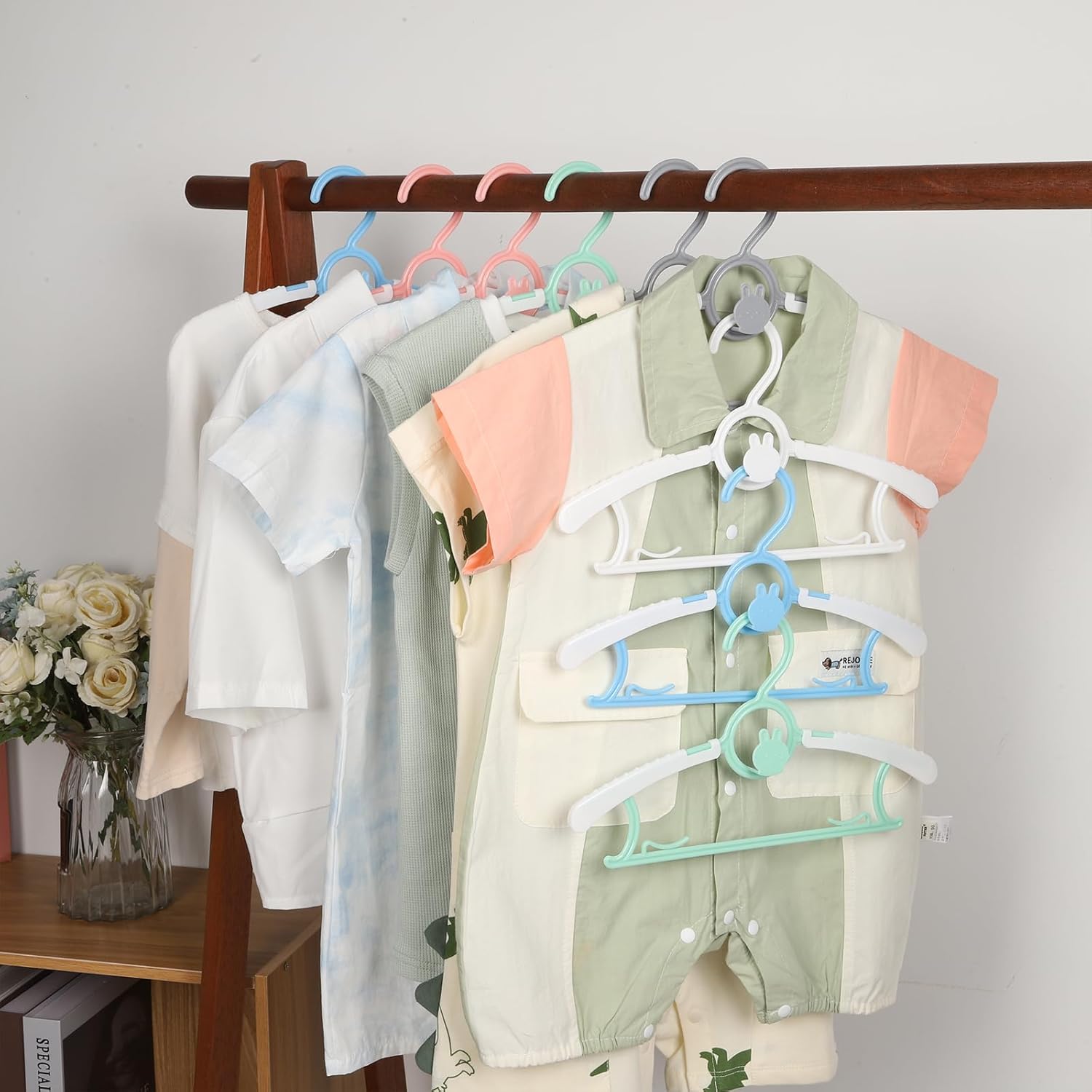 30 Pack Baby Hangers, Non-Slip Kids Hangers, 11"-14" Adjustable Infant Hanger, Space Saving Plastic Hanger for Girl Boy Toddler Kids Child (Multicolour)