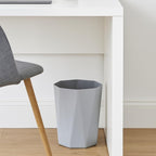 5 Gallon Trash Can, Grey Plastic Waste Basket for Bathroom Bedroom Kitchen Office, Durable Open Top Garbage Bin for Small Spaces