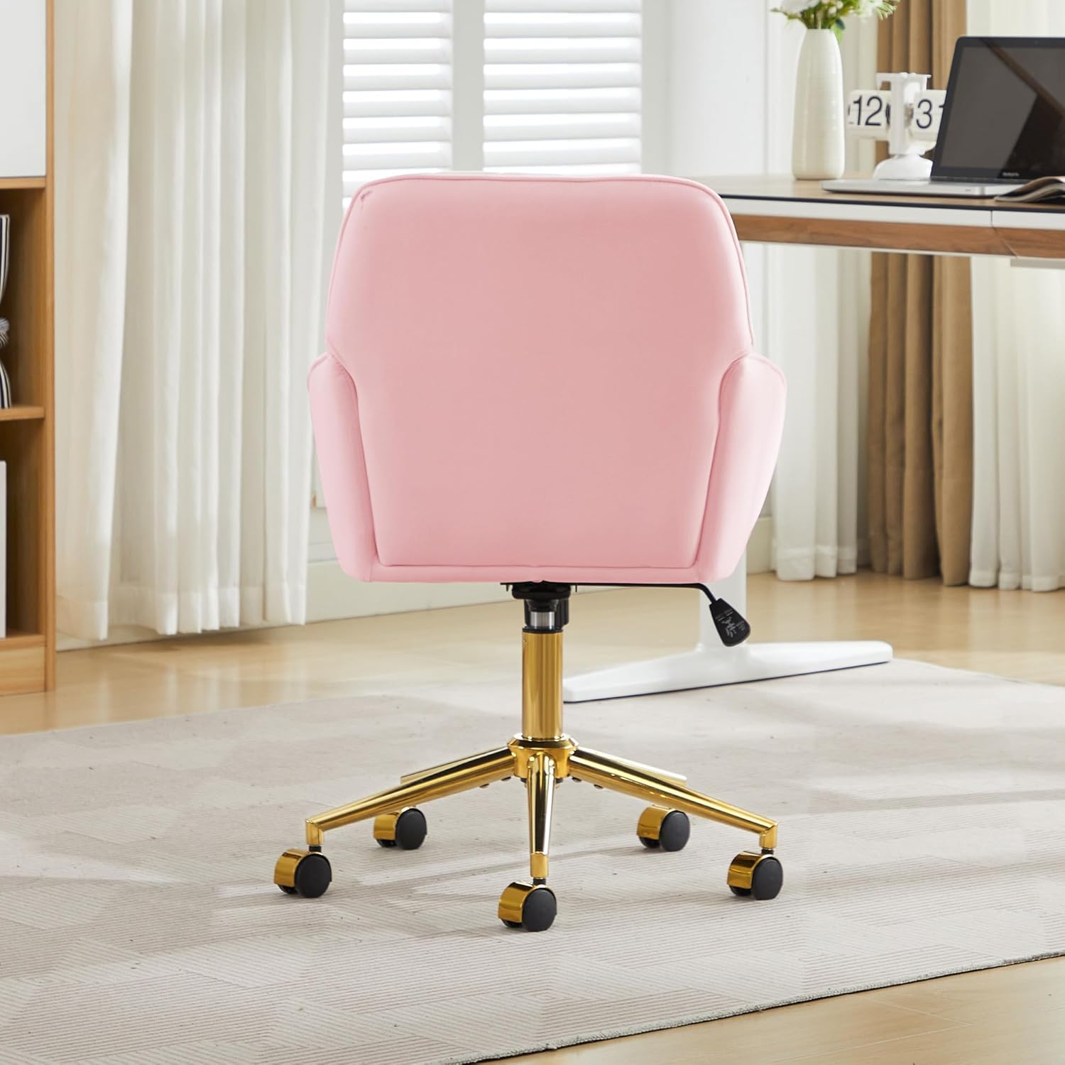 YISHENG Velvet Office Desk Chair with Gold Base, with Wheels,Modern Height Adjustable 360 Degree Swivel Upholstered Vanity Chairs with Arms for Living Room Bedroom,Pink