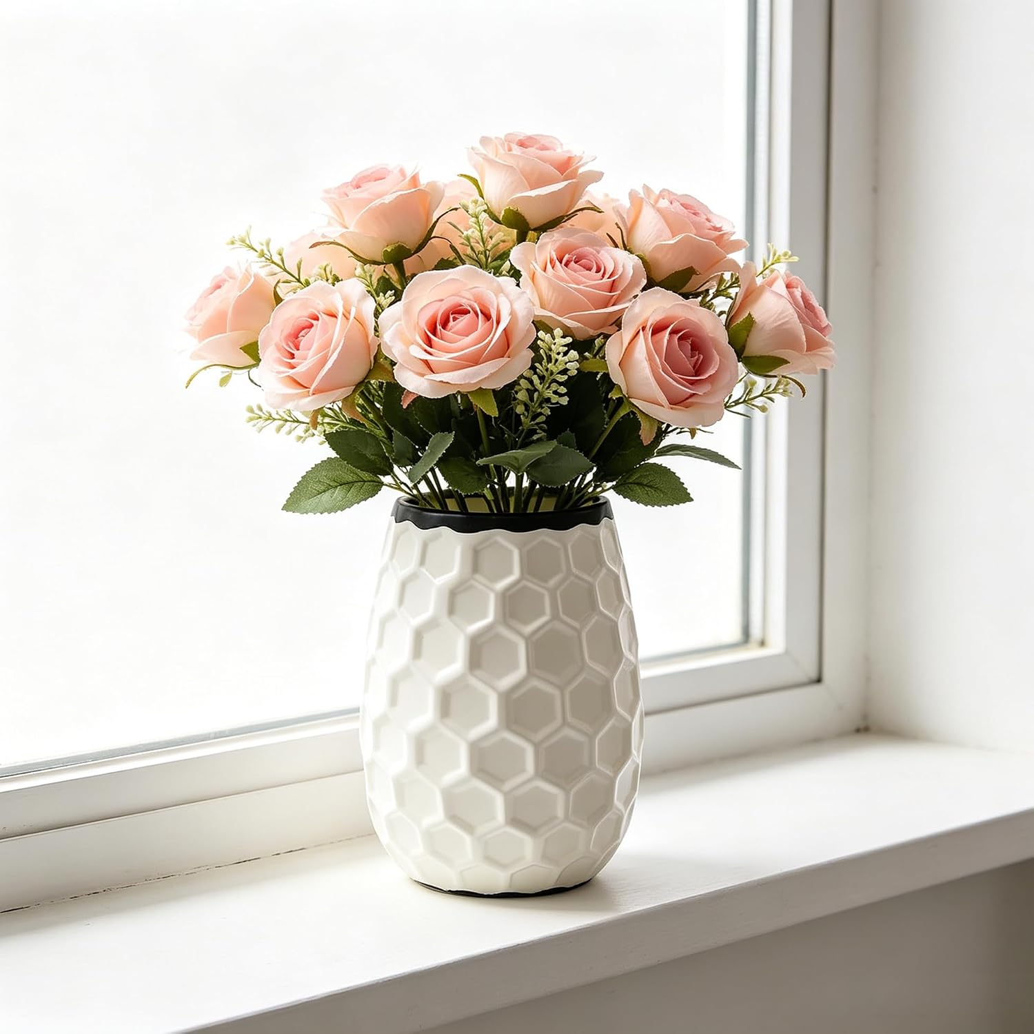 Hosley 7.5” Metal Honeycomb Vase – Decorative Modern Textured Flower Vase for Dried Floral Arrangements, Centerpieces, Tabletop Decor for Home, Wedding, Office