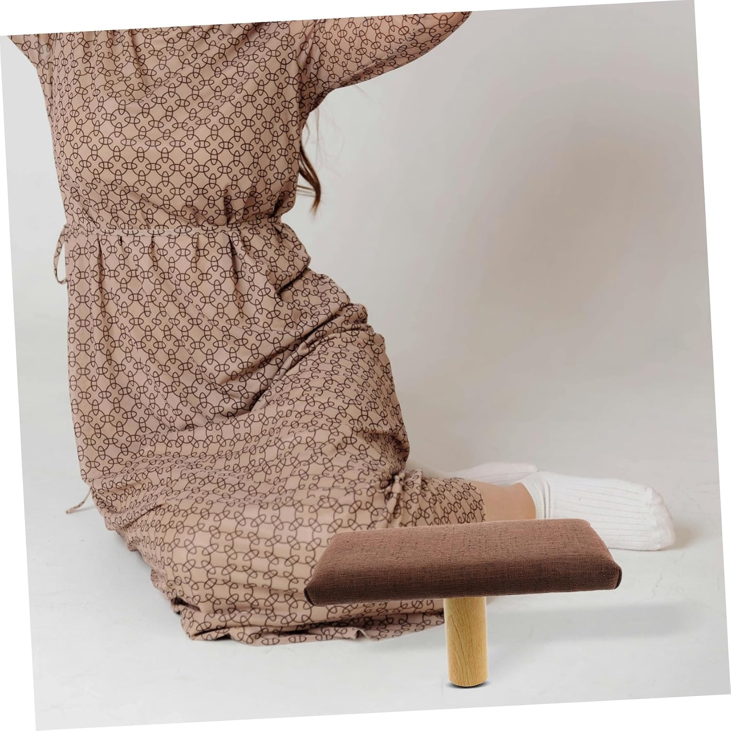 Ergonomic Wooden Yoga Stool with Cotton Cloth Cushion, Stable Support Kneeling Bench for Office and Home Decor, Unique Aesthetic Design with Natural Elegance
