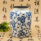 Goaste Vintage Blue and White Porcelain Vase, 7.7 Inch Chinoiserie Ceramic Flower Vase, Decorative Ice Crackle Pottery Vases, Handmade Oriental Floral Terracotta for Home Decor, Table Centerpiece