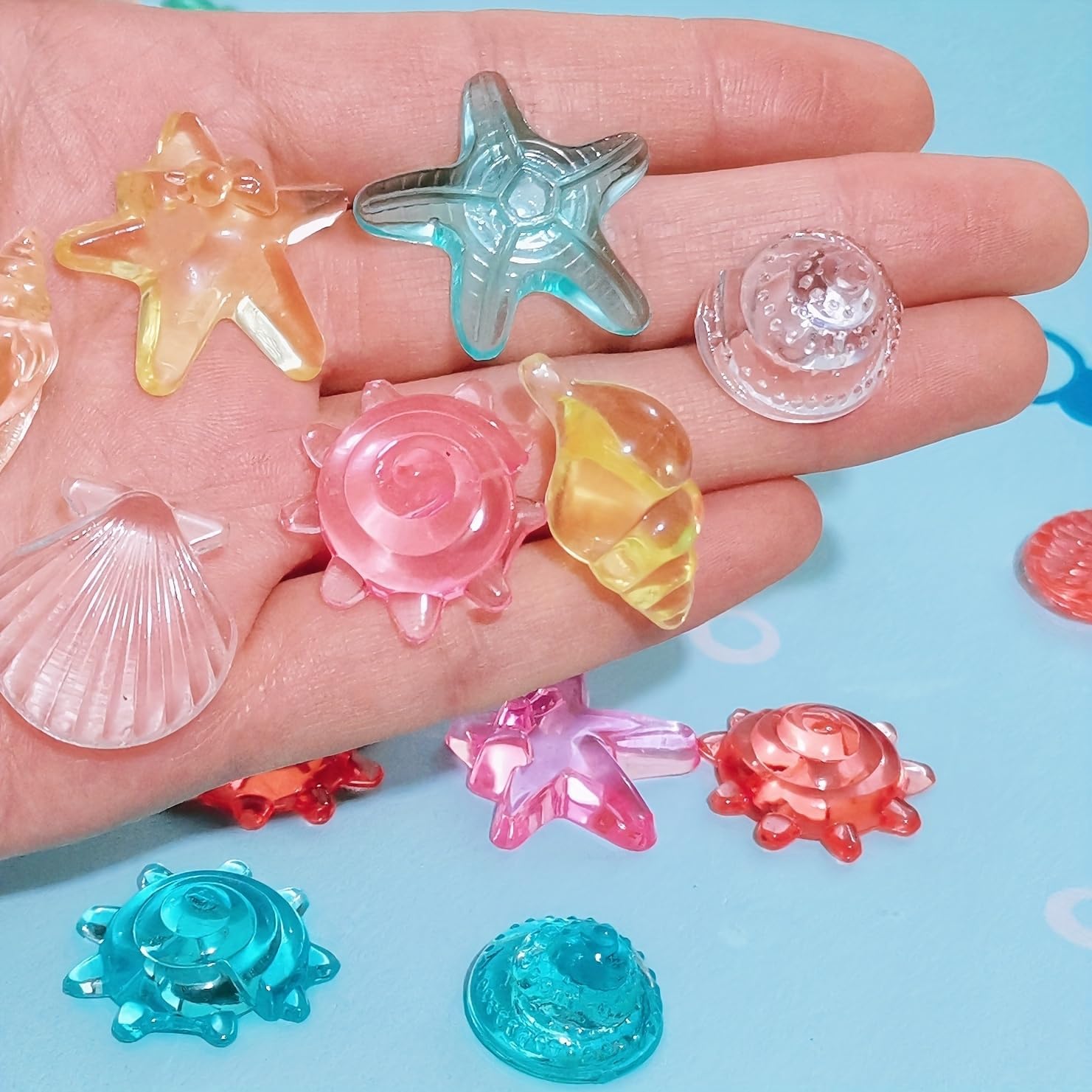30Pcs Colorful Acrylic Sea Shells and Starfish for Vase Filler, Mixed Transparent Resin Seashells for Beach Theme Party Decoration, Fish Tank Ornaments, DIY Crafts & Table Scatter