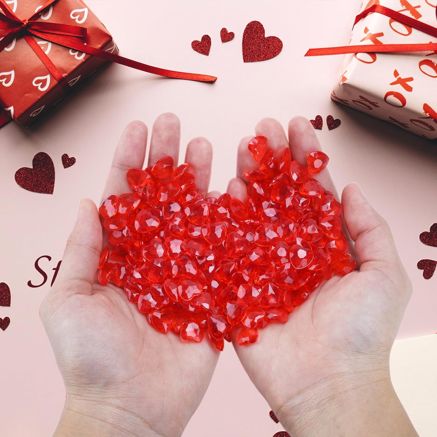 Red Hearts, 1000pcs Small Red Acrylic Hearts, Tiny Plastic Heart Valentine's Day Decorations, Valentine Hearts Vase Fillers for Home Decor