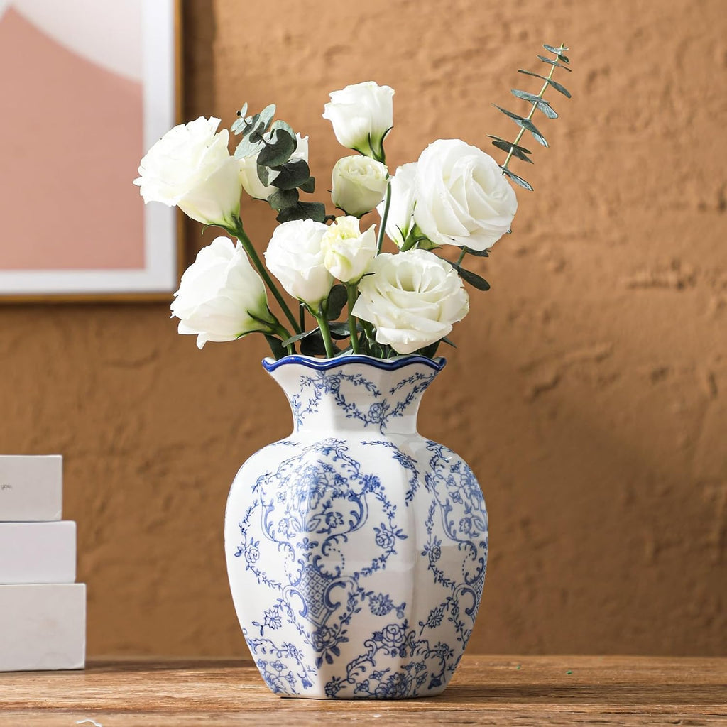 Blue and White Vase, Chinoiserie Ceramic Vase for Centerpiece, 5.91" Vintage Flower Vase for Living Room, Office,Home Decor,French Country Decor