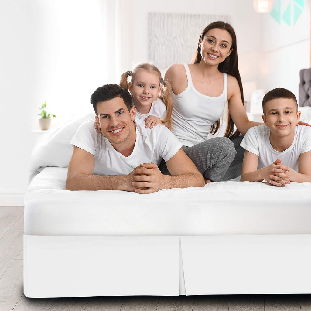 Luxurious Egyptian Cotton Tailored Split Corner Bed Skirt with 26-inch Drop Length - King Size (76 x 80) Color White (Solid Style) Made from 600 Thread Count