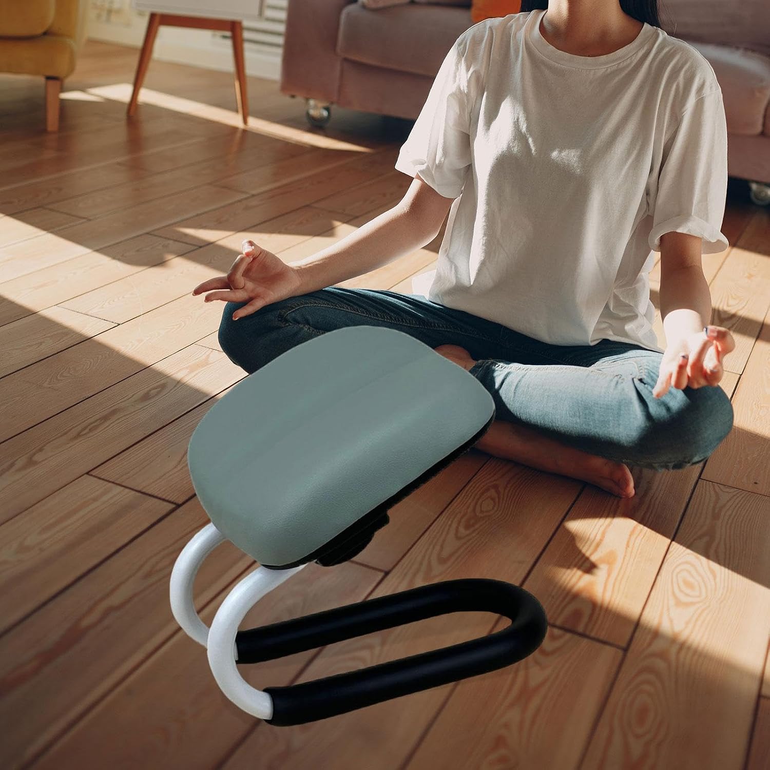 Kneeling Meditation Stool Meditation Chair Adjustable Ergonomic Bench Portable Metal PU Sponge Sturdy Comfortable Seat Suitable for Prayer Meditation