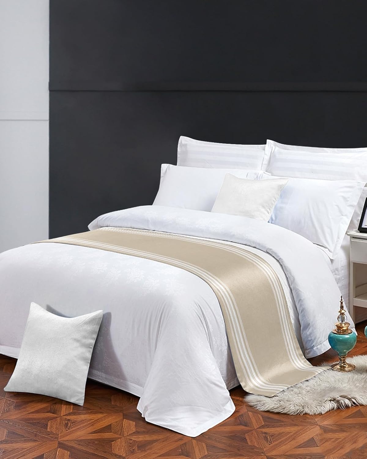 Bed Runner for Cal.King Size Bed, Beige Striped Bed Scarf Throws for Foot of Bed, Farmhouse Luxurious White Stripes Modern Abstract Art Bedding Protector Bed Runners for Hotel/Home, 102 x 20 Inch