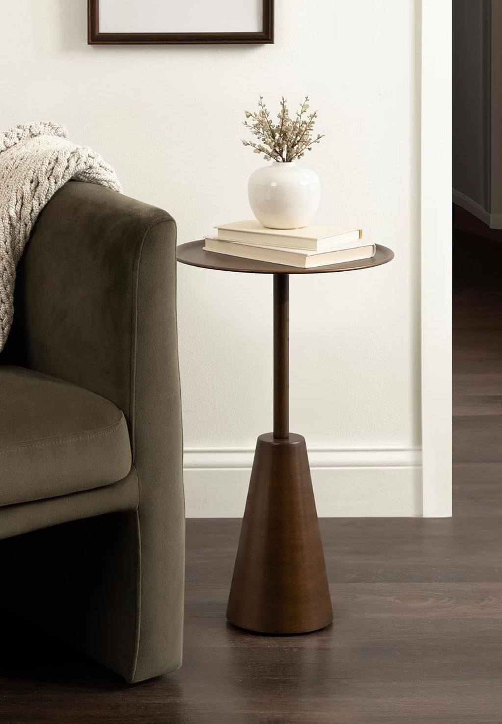 Kate and Laurel Sitara Modern Metal Circle Side Table, 14 x 14 x 24, Antique Brass, Unique Outdoor-Safe Round Metallic End Table for Use as Patio Accent Table or Pedestal Martini Table