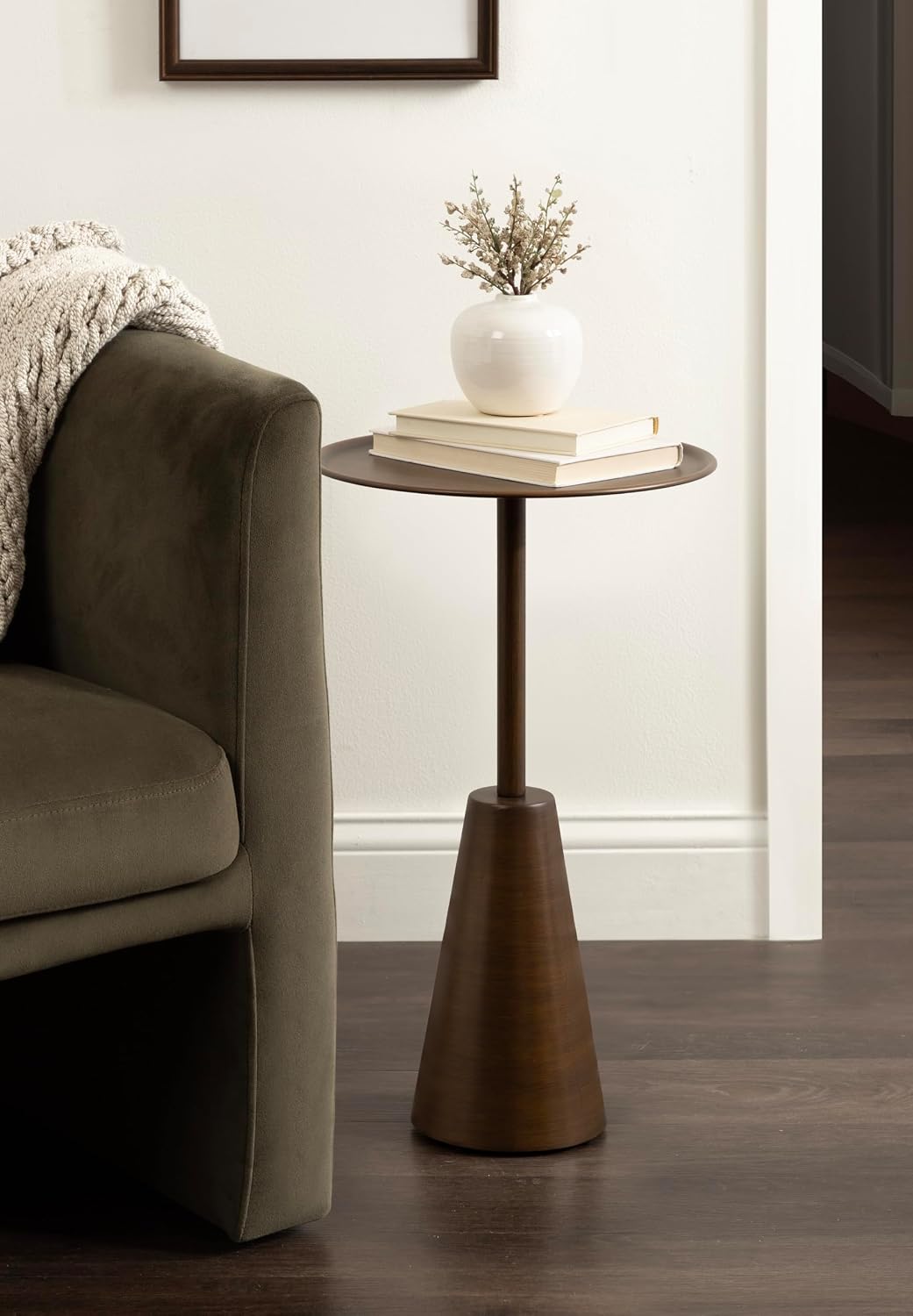 Kate and Laurel Sitara Modern Metal Circle Side Table, 14 x 14 x 24, Antique Brass, Unique Outdoor-Safe Round Metallic End Table for Use as Patio Accent Table or Pedestal Martini Table