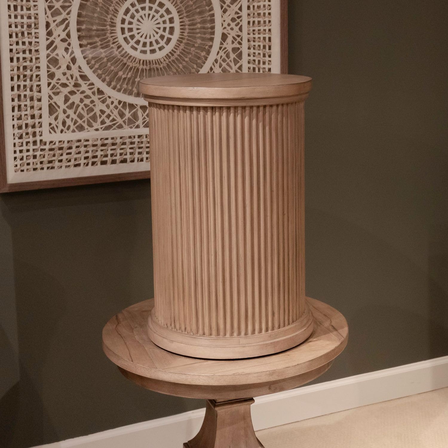 Liberty Furniture Haven Hills Round Chairside Table for Living Room Traditional - Camel Beige Birch Wood