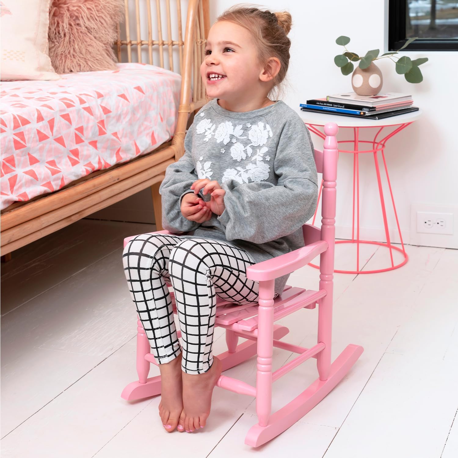 Woodlawn&Home, 881352, Classic Child's Porch Rocker, Pink