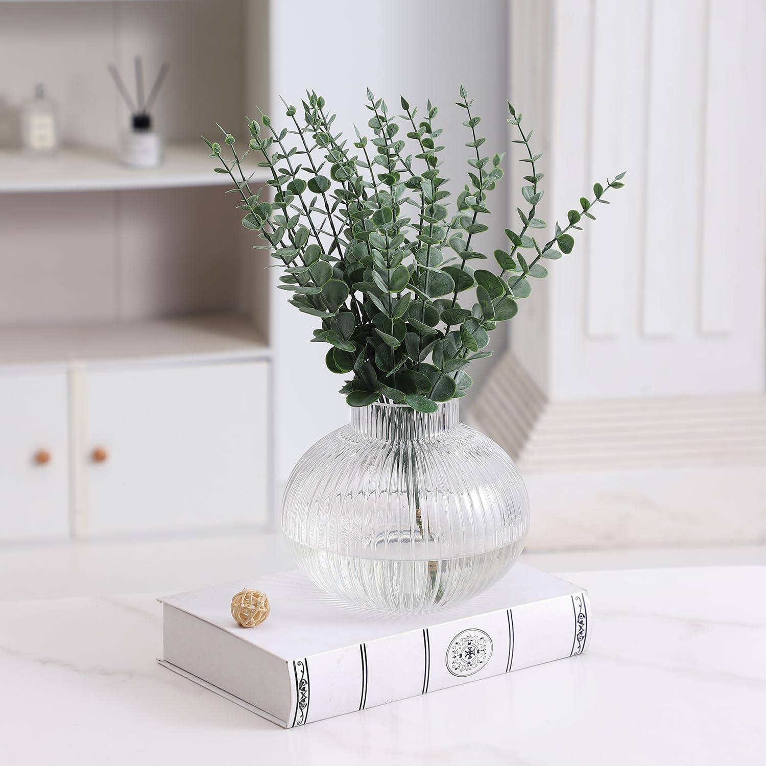 Ribbed Glass Vases, Set of 2 Fluted Vases for Flowers, Clear Glass Vase for Tulips, Modern Vase for Living Room, Kitchen, Office, Entryway, Mantle, Bookshelf, Wedding Gifts, Birthday