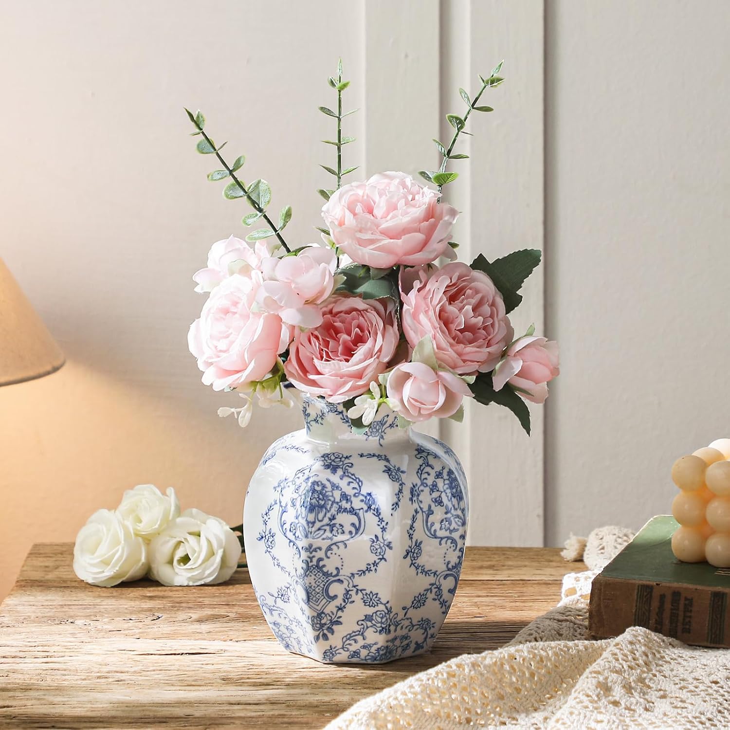 Blue and White Vase, Chinoiserie Ceramic Vase for Centerpiece, 5.91" Vintage Flower Vase for Living Room, Office,Home Decor,French Country Decor