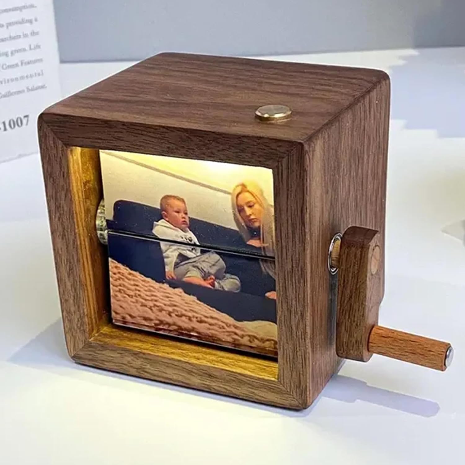 2026 Custom Photo Flip Book Frame For Mom Family Couple Hand Crank Flipbook Box Animation Machine Mechanical Photo Album Wooden Flip Book Gifts for Mothers Day Fathers Day Birthday (Black Walnut)