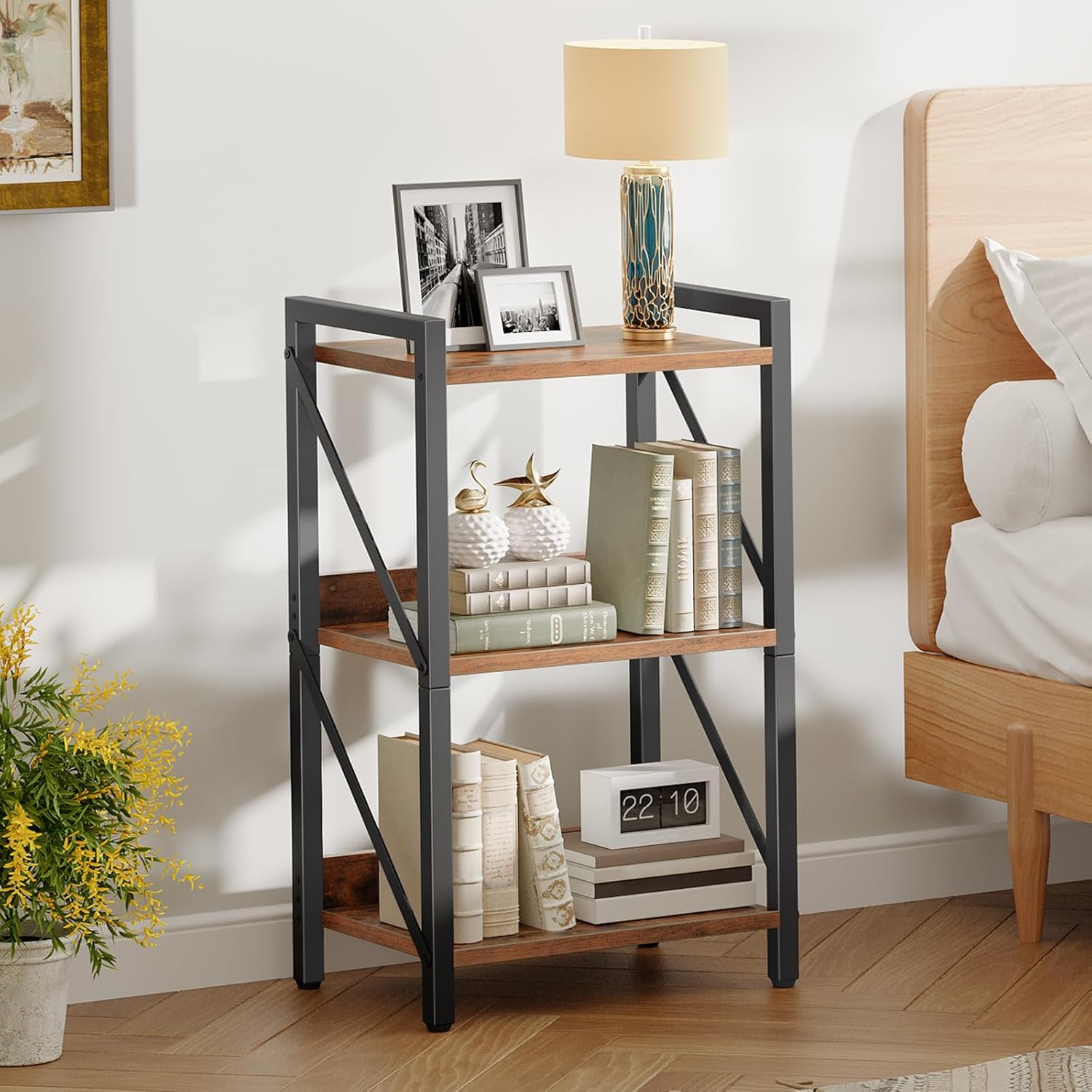 HOOBRO Bookshelf, 3-Tier Industrial Bookcase, Book Shelf Storage Organizer, Small Bookshelf with Metal Frame for Living Room, Bedroom, Home Office, Kitchen, Rustic Brown and Black BF71SJ01
