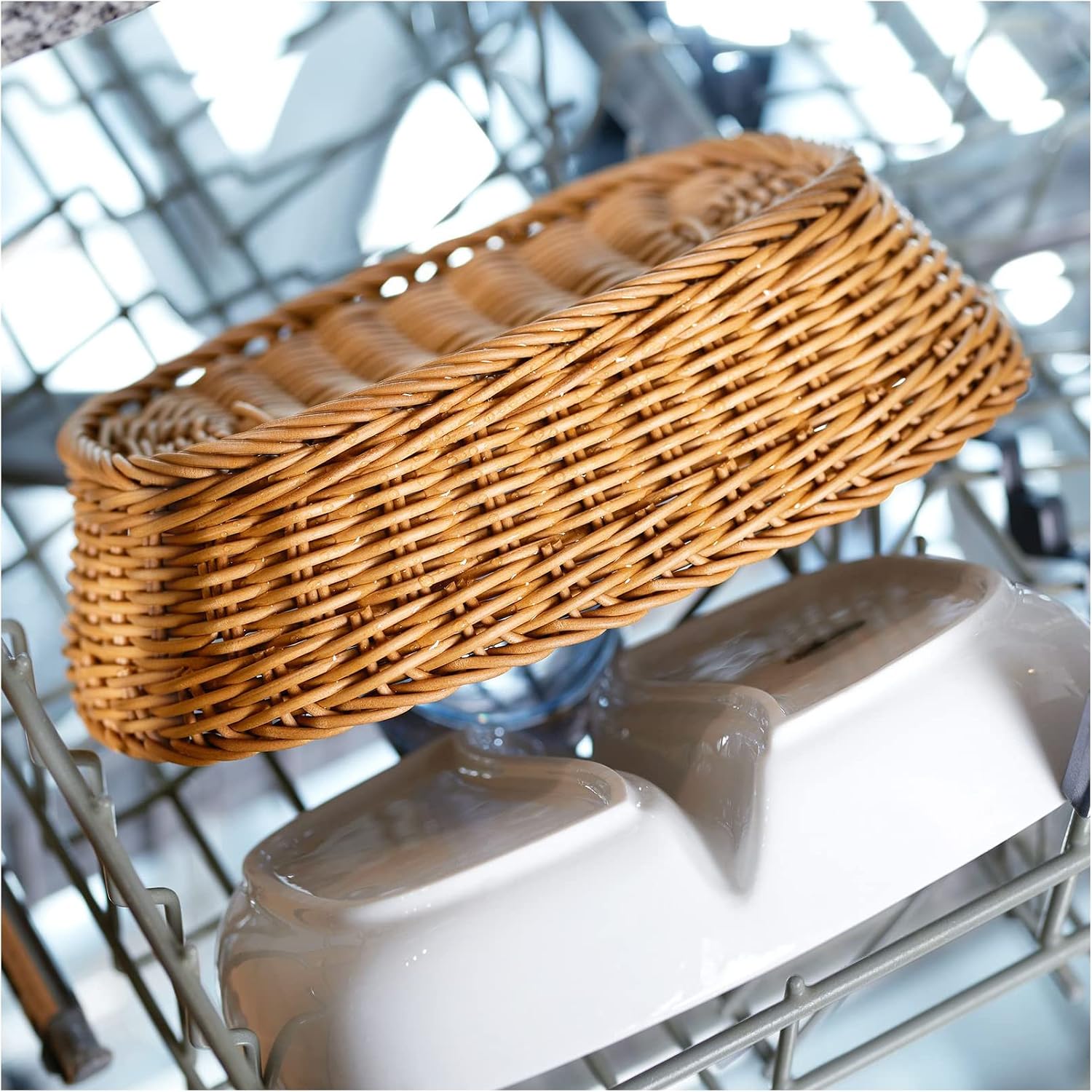 Westmark Saleen Multi-Purpose Basket, Suitable for Hotel and Catering, Round, Diameter Approx. 23 cm, Height: Approx. 9 cm, Synthetic Fibre, Edition, Light Beige, 02051930101