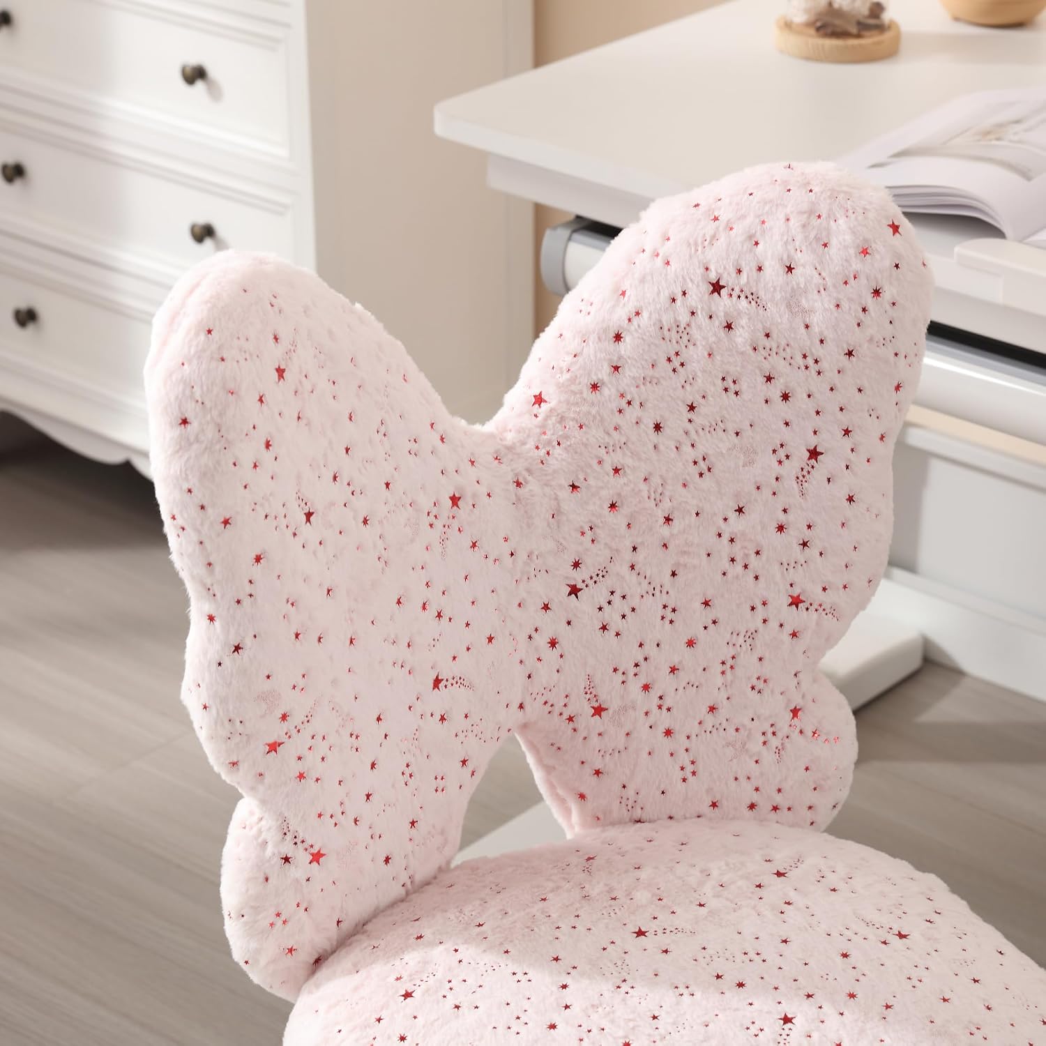 Kmax Kids Desk Chair, Faux Fur Butterfly Chair with Wheels Adjustable Fuzzy Kids Office Chair Cute Swivel Childrens Chair for Bedroom Reading Room - Pink