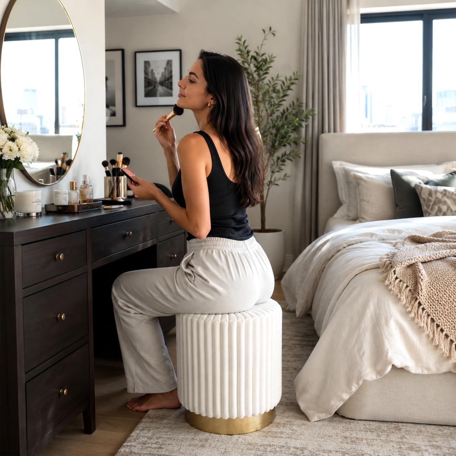 Round Ottoman Stool, Fur-Like Upholstered Small Ottoman Foot Rest with Gold Stainless Steel Plinth Base, Modern Vanity Stool for Living Room, Bedroom, Entryway, White
