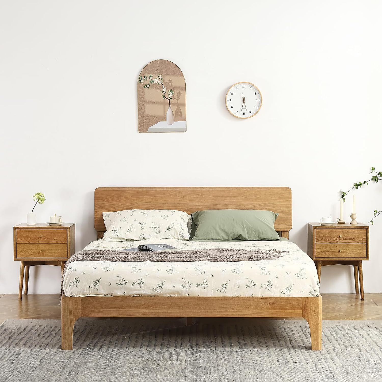 Solid Wood Bedside Table Nightstands, Mid-Century Natural Oak Modern End Table with Drawers Vintage Aesthetic Durable Real Wooden Cabinet Organizer for Bedroom, Light Walnut Color