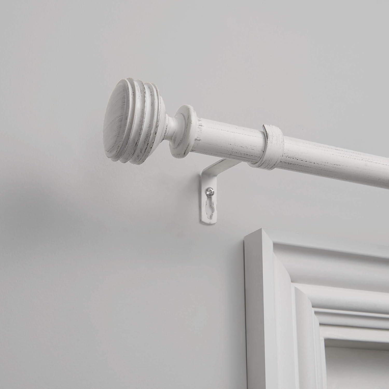 EXCLUSIVE HOME Duke 1" Curtain Rod and Coordinating Finial Set, Distressed White, Adjustable 36"-72"