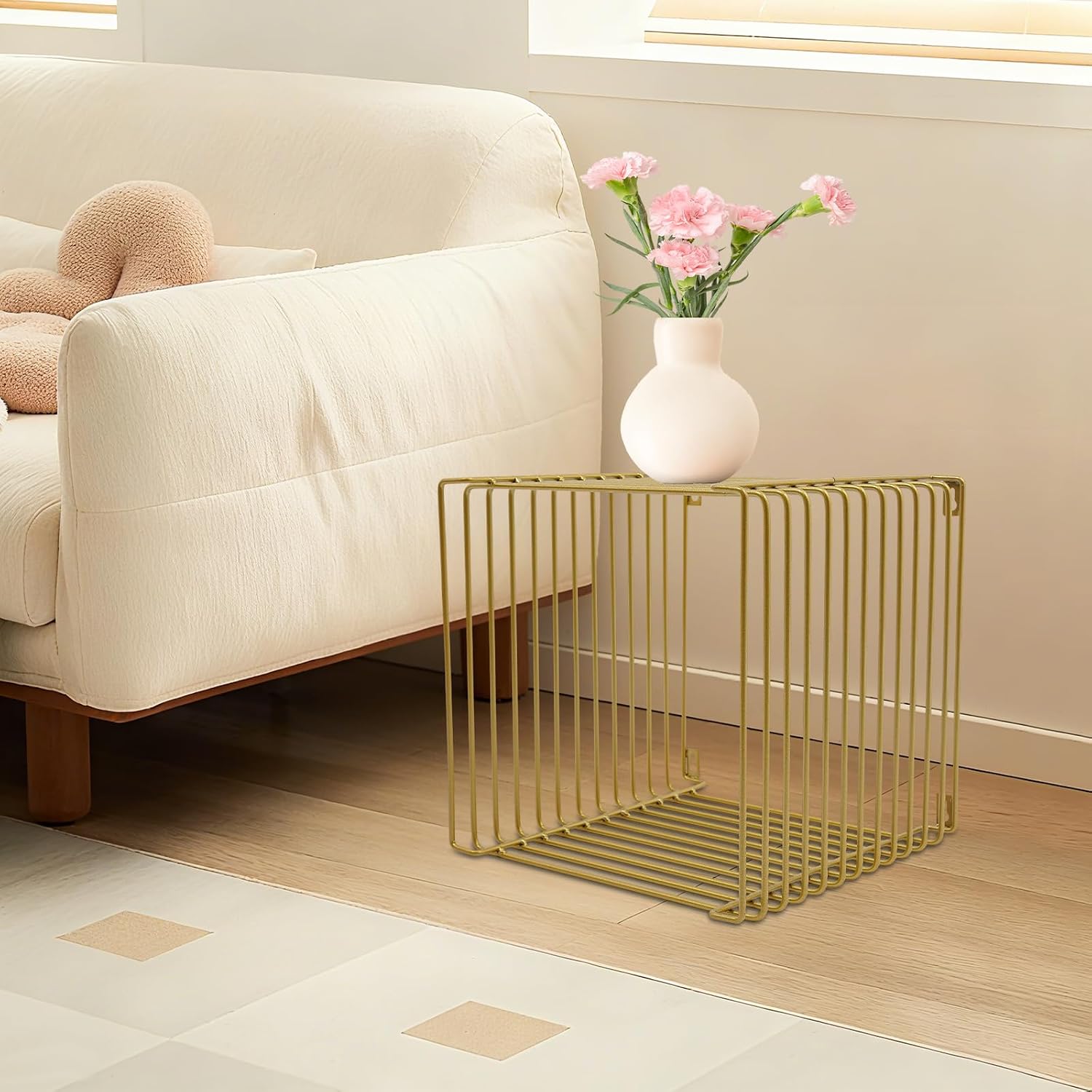 Linear Metal End Table Square Geometry Side Table With Storage Retro Coffee Decoration Sofa Tables Wire Cube Storage Rack For Couch, Living Room, Bar, Bedroom, Balcony-11.8*11.8*11.8in (Gold)