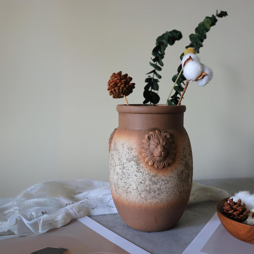 Rustic Farmhouse Vase, Lion Head Pattern Design for All Home Decor Styles, Ceramic Flower Vase, Ideal for Living Room,Dining Room, Mantel, Bedroom,Office, Bookshelf Decoration