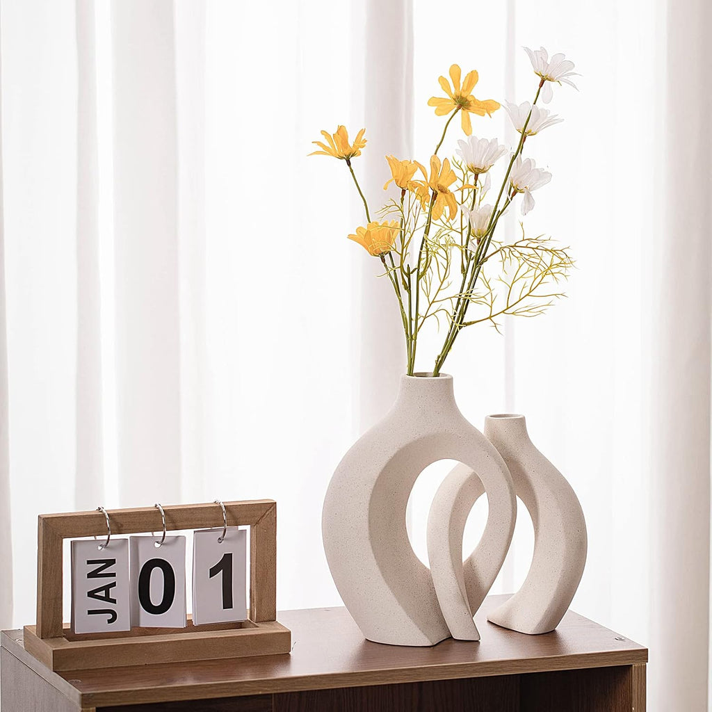 Liotww Ceramic Vases for Home Decor Set of 2, Off White Boho Small Flower Vase, Minimalist Decorative Modern Donut Vase for Living Dining Room Office Entryway Book Shelf Coffee Console Table Décor