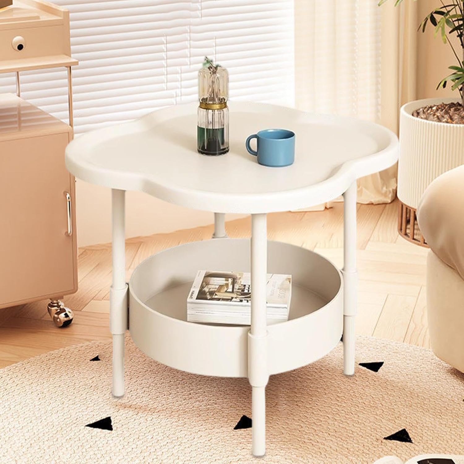 Small Petal-Shaped Side Table, Kids Nightstand, Small Bedside Table, Bedside Shelf, Bathroom Table, Mini Night Stand, Side Table for Bedroom Living Room Bedroom Bathroom