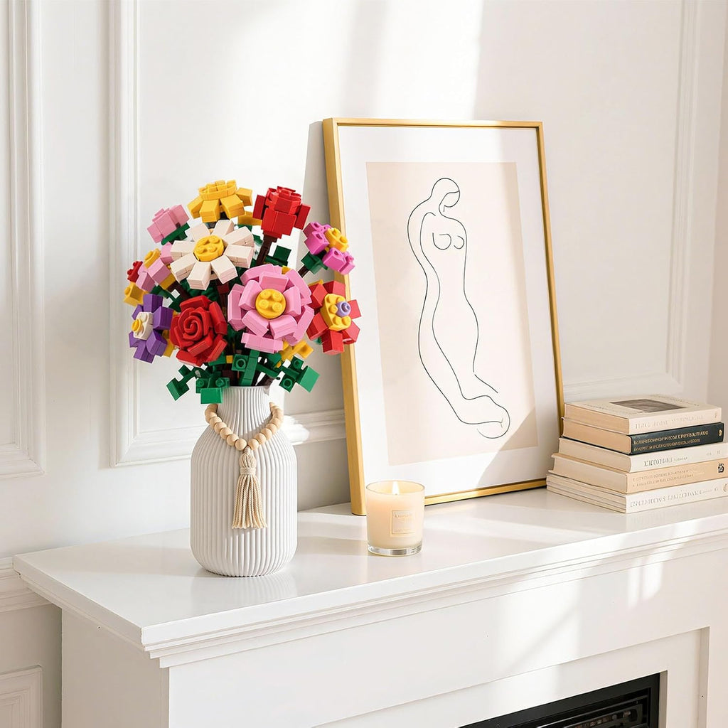 JOHOUSE White Ceramic Vase, 7.9 Inch Boho Ribbed Vase with Wooden Beads Tassel for Pampas Grass, Wedding Centerpiece, Coffee Table, Bedroom & Apartment, Neutral Farmhouse Decor