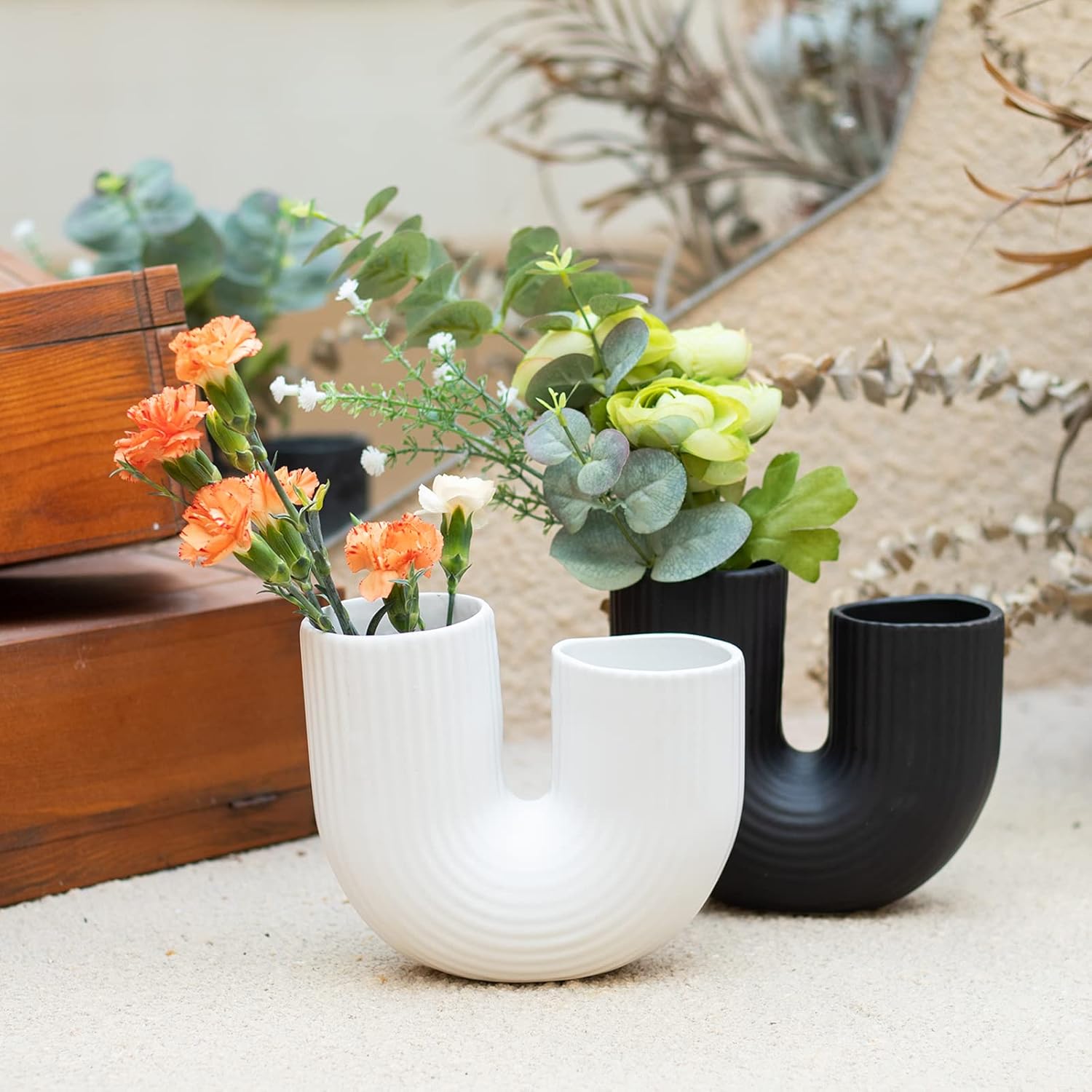 Vipush Ceramic Vase Set for Modern Home Decor Aesthetic, White and Black Round Matte Infinity Vases for Decorative Gift, Flower Vases for Living Room Wedding Coffee Table Party Bedroom