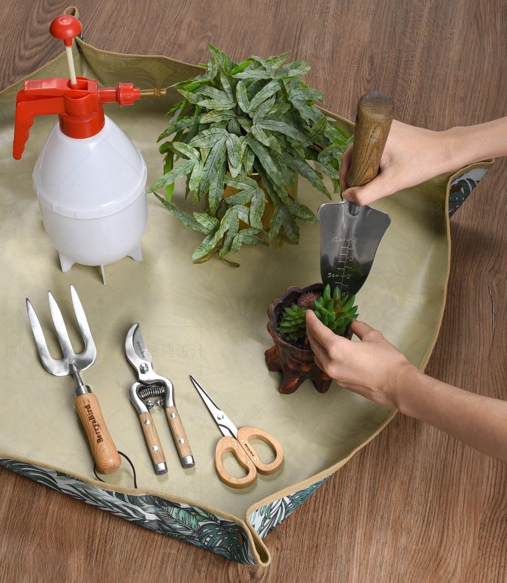 Repotting Mat (29" x 29")