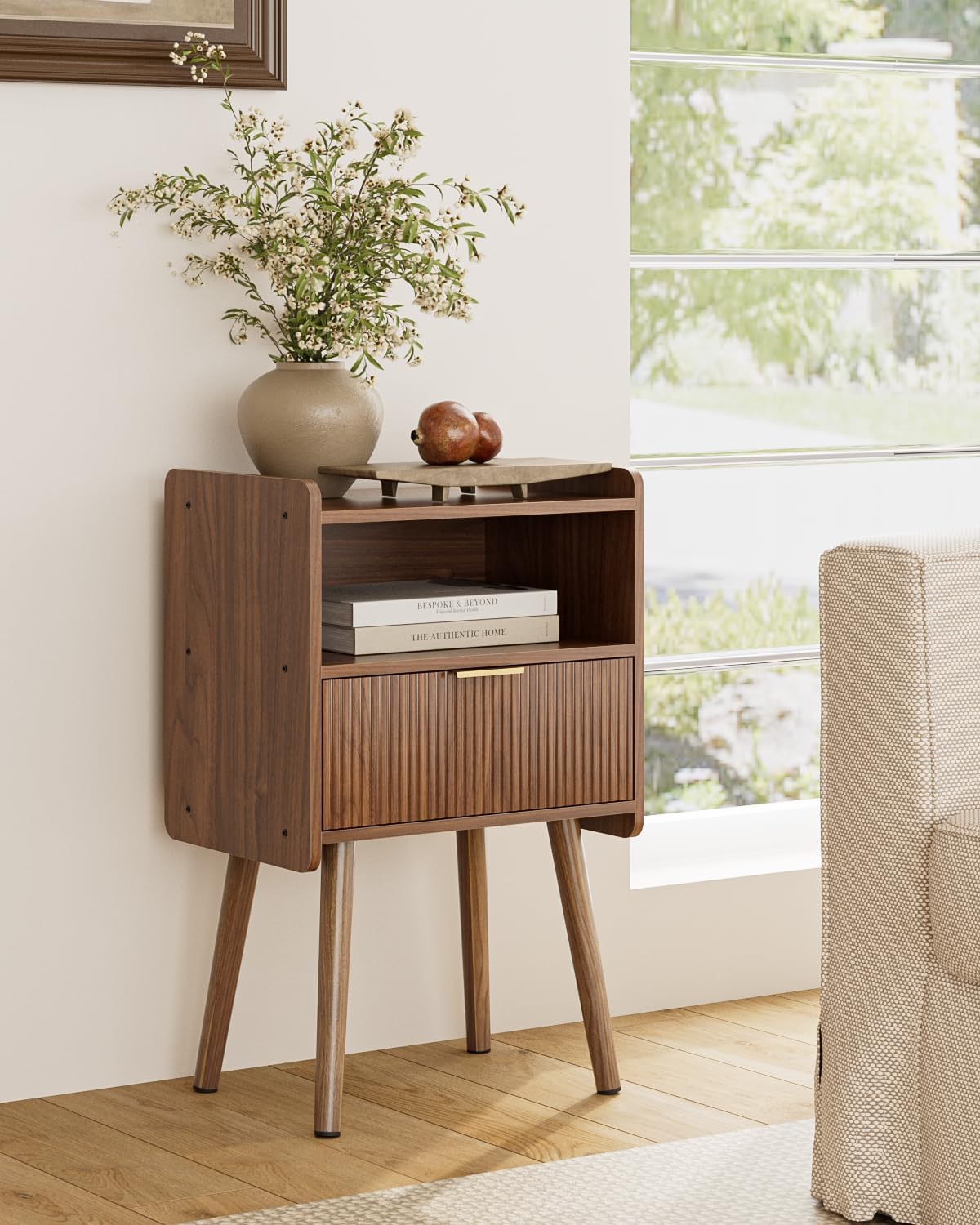 Night Stand, Modern Side Table, Small Nightstand, Wood Bedside Table with Storage Drawer End Table for Bedroom, Living Room, Office, Walnut