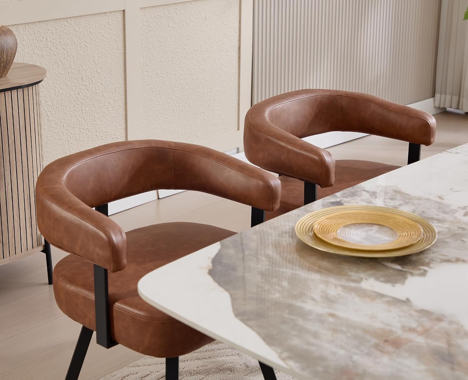 Shunzhi Brown Upholstered Leather Dining Chairs Set of 4 Modern Barrel Dining Room Chairs Comfy Kitchen Chairs Armless PU Side Chair with Curved Back for Living Room/Restaurant