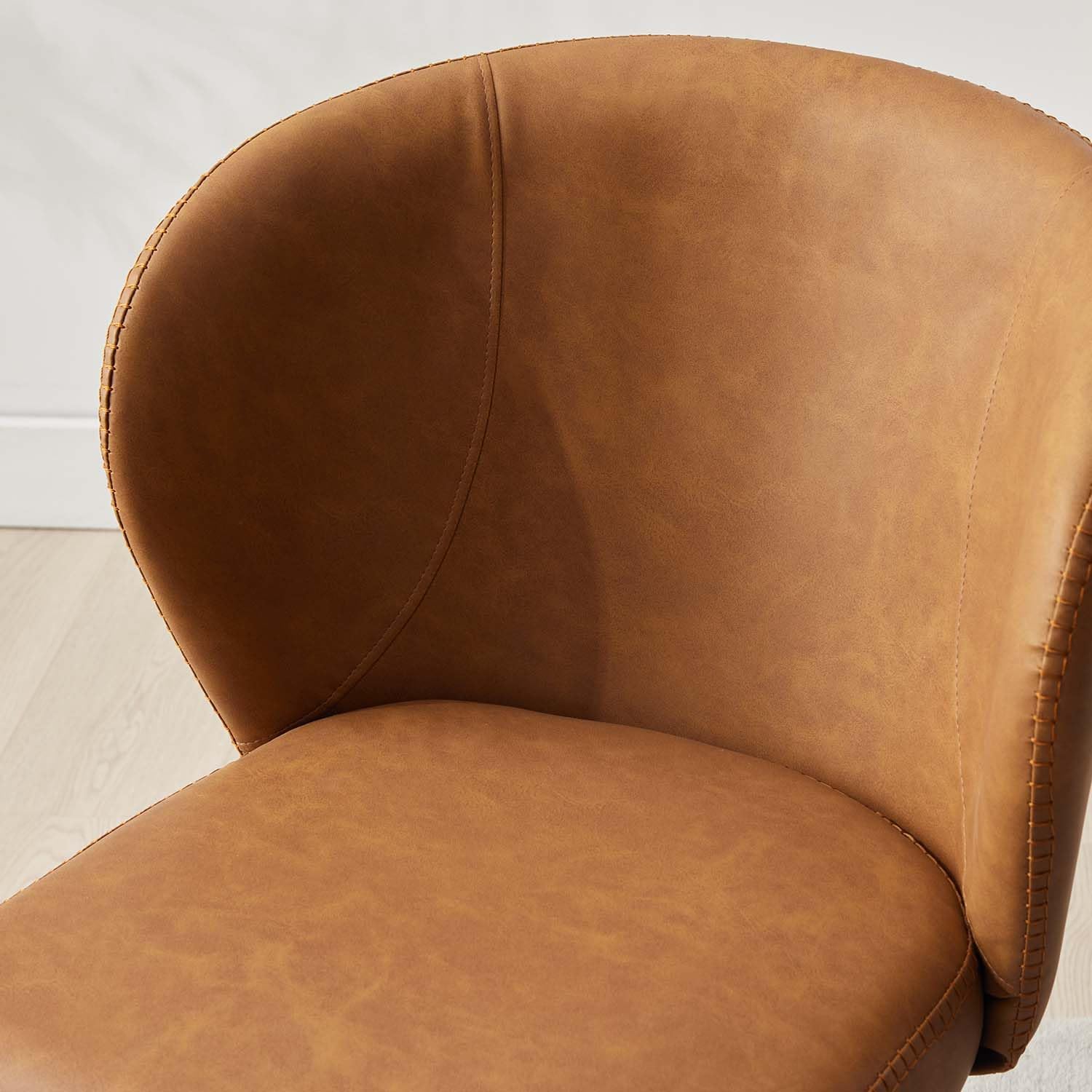 Brown Leather Dining Chairs Set of 6, Sturdy Metal Legs, High-Resilience Sponge, Non-Scratch Pads, for Kitchen, Dining Room, Living Room