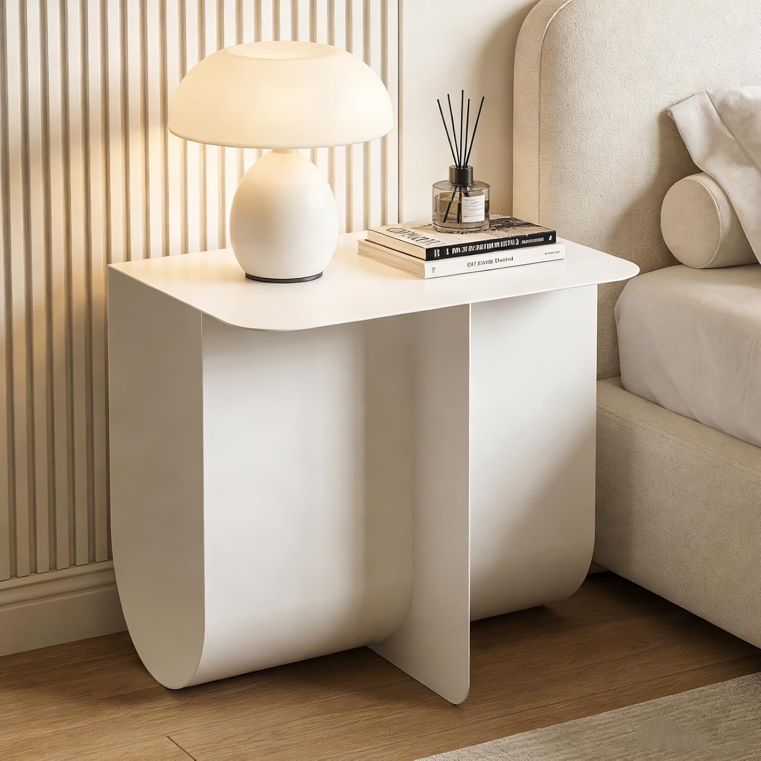 Modern Minimalist Metal Side Table with Storage, Curved Design Accent Table Coffee Table – Multipurpose End Table for Living Room, Bedroom, Office, Small Spaces
