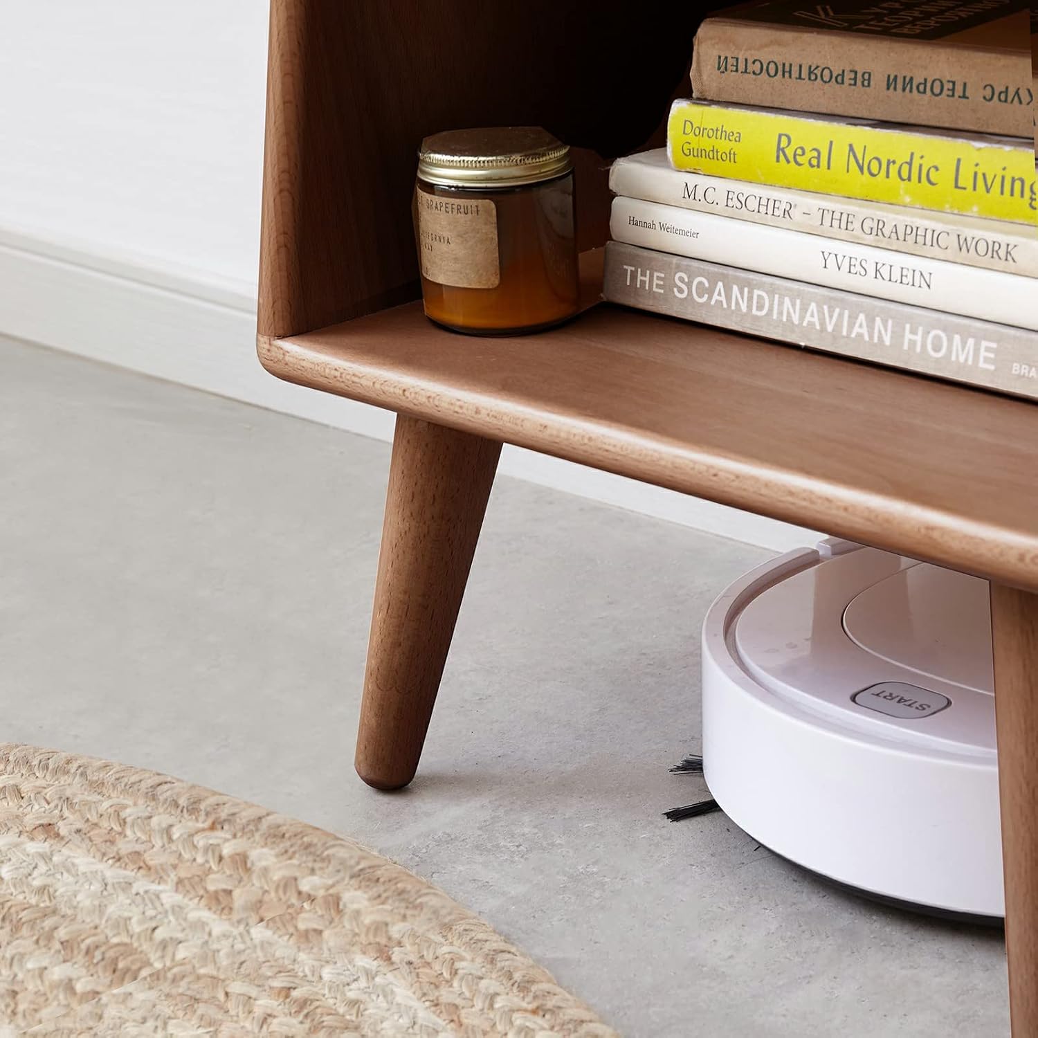 Solid Beech Wood End Tabld Nightstand Bedside Table Modern Night Stand Minimalist Bedside Storage Cabinet Wooden End Table for Bedroom (Walnut,1)