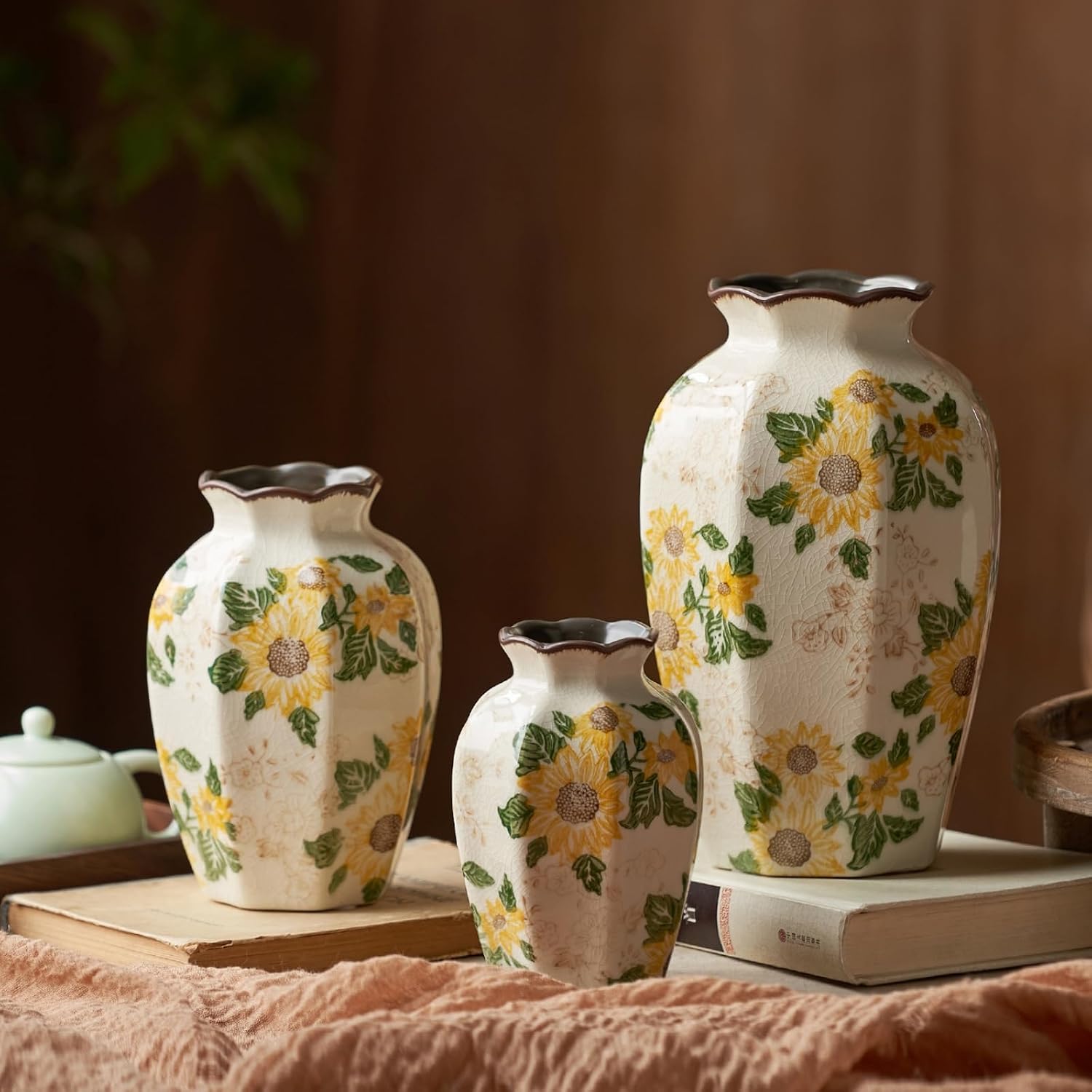 Levvohd Vintage Octagonal Ceramic Vase Sunflower Pattern 9.3 Inch | Rustic Farmhouse Antique, Chinoiserie Floral, Pastoral, For Wall Art Bedroom and Shelf