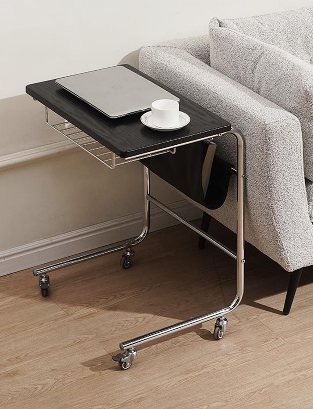C-Shaped End Table, Movable Side Table for Couch, Sofa Table with Wood Top and Chrome Frame for Living Room, Bedroom, Bedside, Four Flexible Wheels, Black and Silver